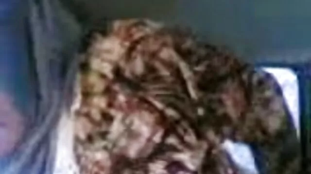ქერა პირველი sprayed, მძიმე, როგორც როკ.