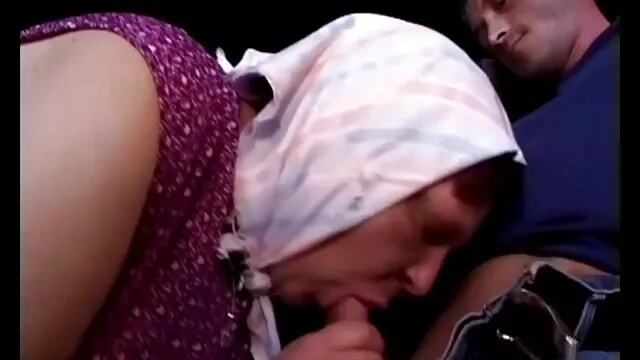 პირში აღება ძუძუს თავები